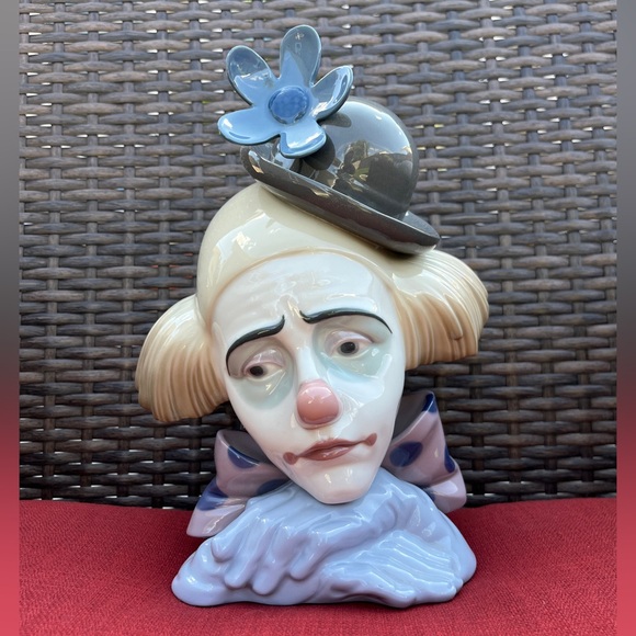 Lladro # 5130 Pensive Clown - Picture 1 of 8